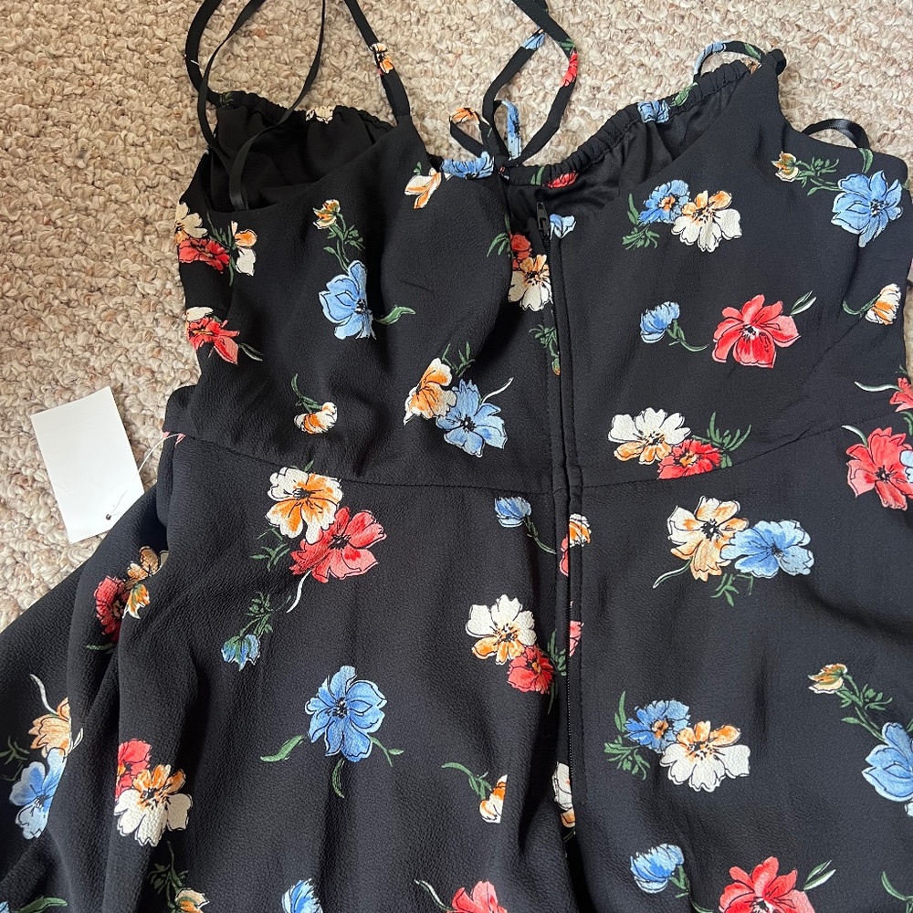 B. Smart Black Flower Dress